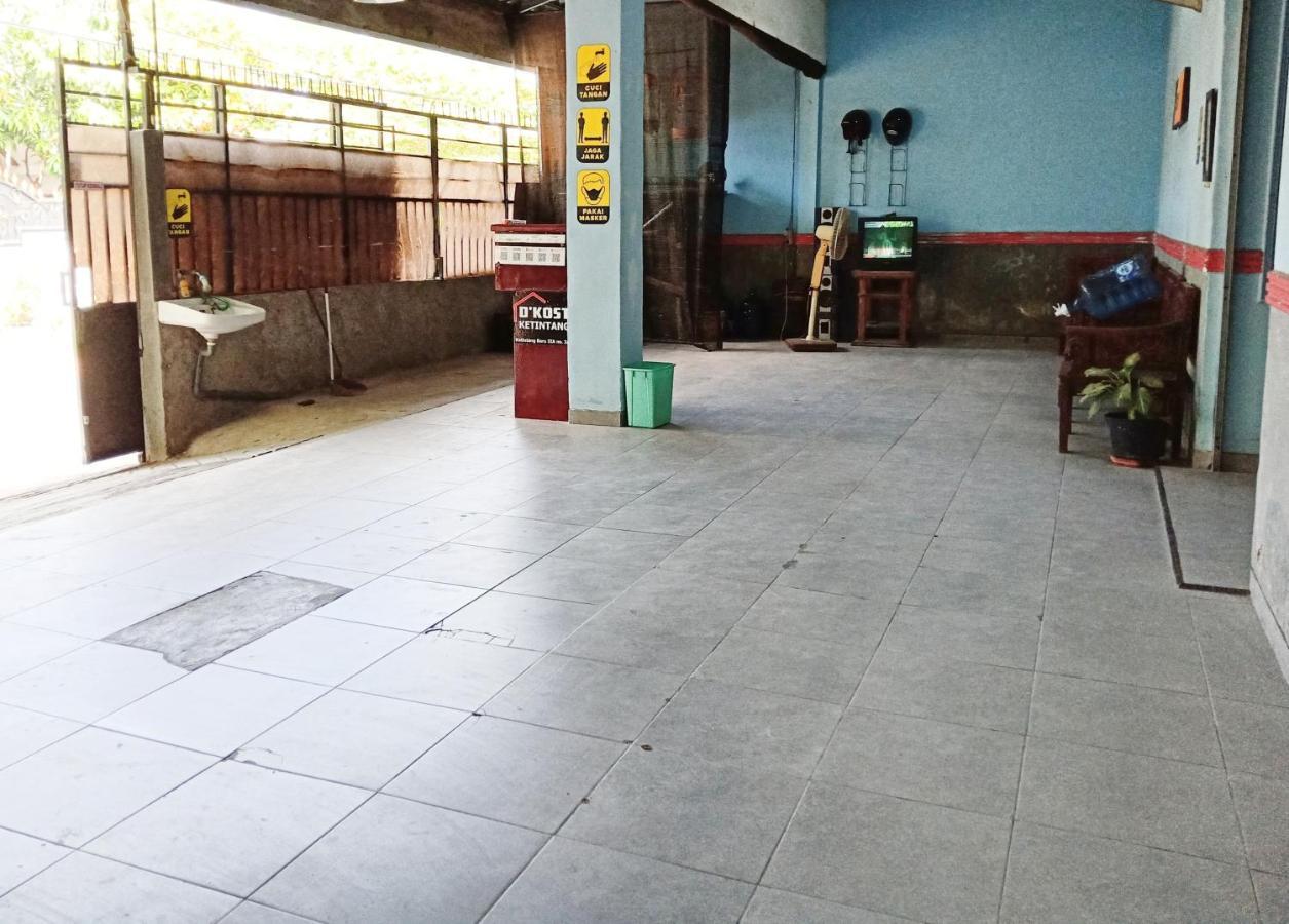 فندق D'Kost Ketintang سورابايا المظهر الخارجي الصورة